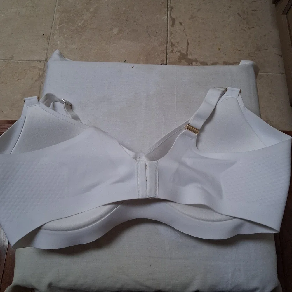 Honeylove White Crossover Bra Wireless Seamless Support 40D BRBR00032 Gld Hrdwar